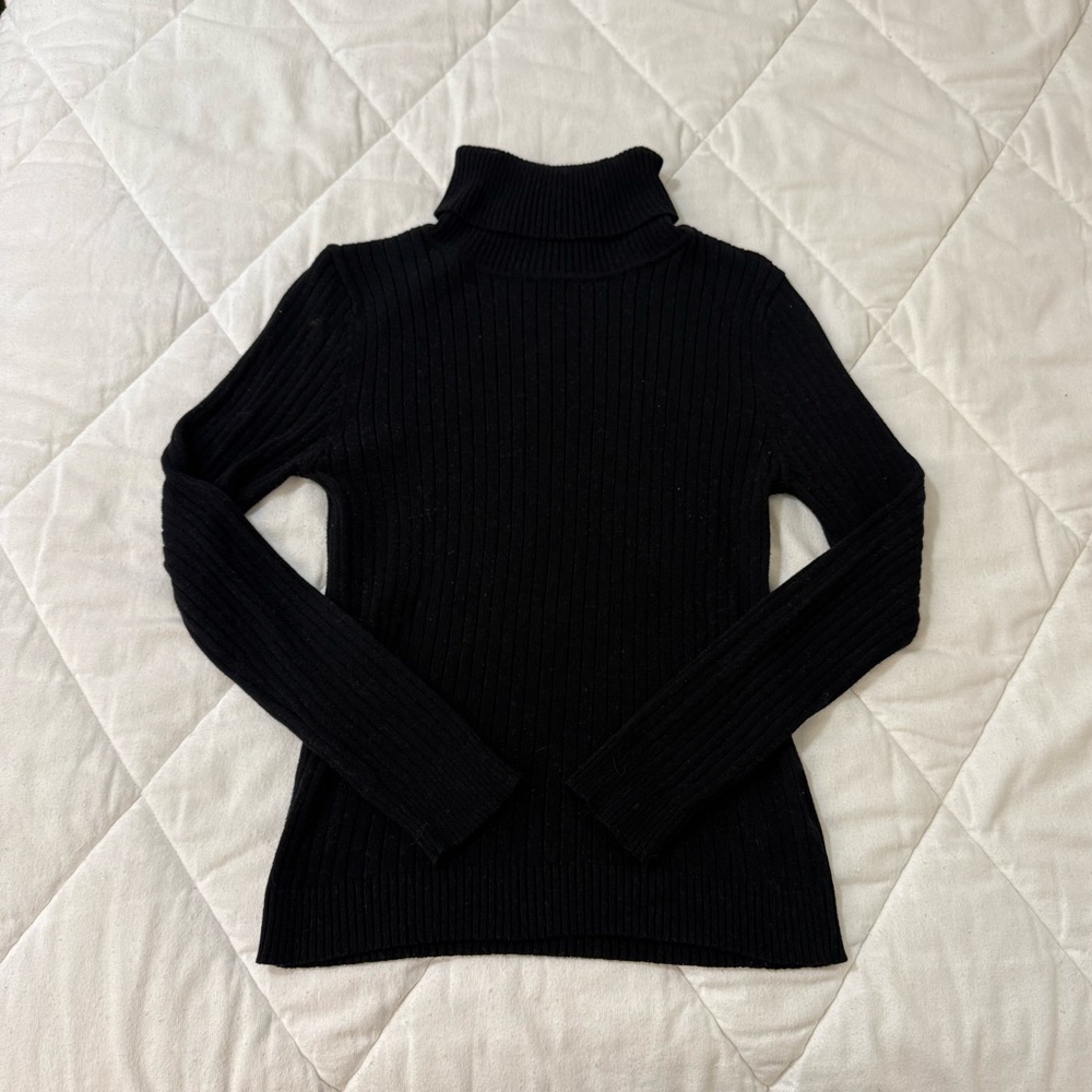 black ribbed turtleneck